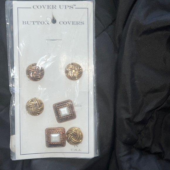Vintage BUTTON COVERS - Picture 1 of 2